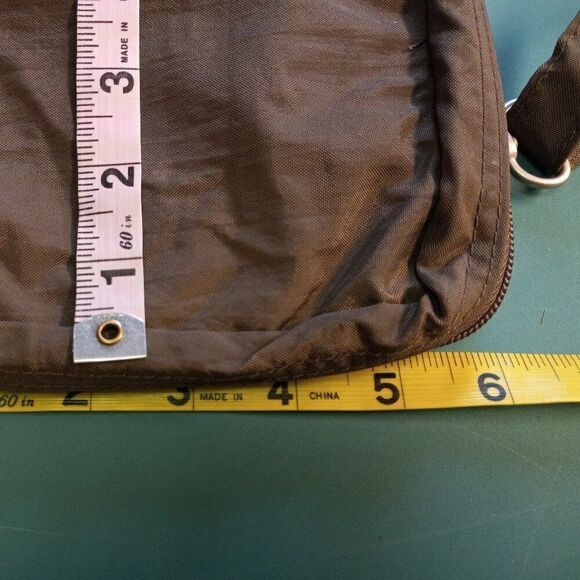 Baggallini Nylon Crossbody Travel/Organized Compact Bag Countrycore - Picture 5 of 9